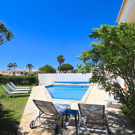 Spacious Vilamoura Villa 4 Bedrooms Villa Amendoeira Table Tennis Great Pool Area Quarteira Eksteriør billede